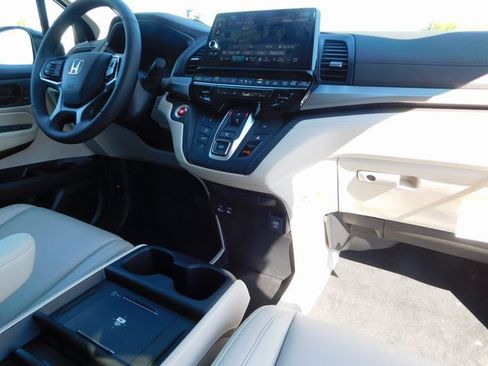 New 2026 Honda Odyssey EX-L image 20