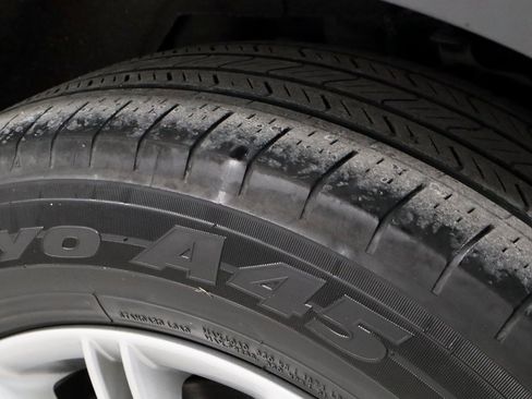 Used 2024 Mitsubishi Outlander ES image 19