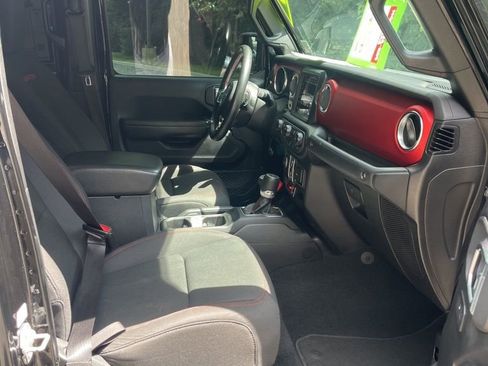 Used 2020 Jeep Gladiator Rubicon image 19