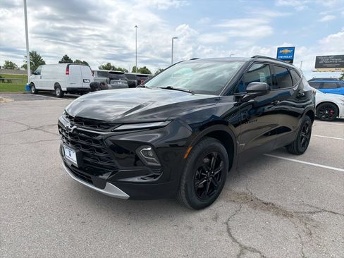 Used 2023 Chevrolet Blazer LT w/ Convenience Package AWD/4WD image 7