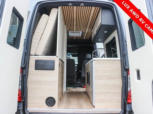 Used 2023 Mercedes-Benz Sprinter 2500 image 7