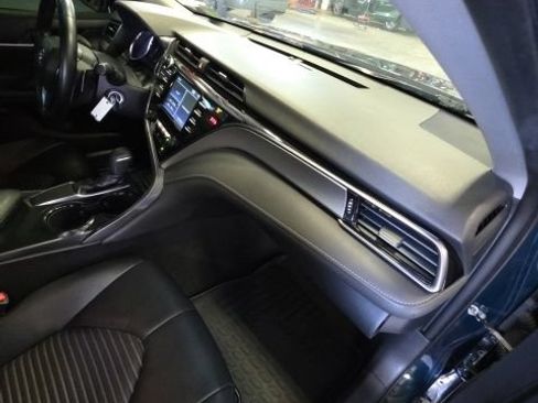 Used 2019 Toyota Camry SE FWD image 22
