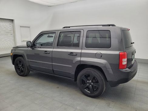 Used 2014 Jeep Patriot Sport image 3