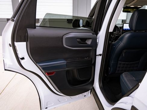 Used 2021 Ford Bronco Sport Outer Banks image 33