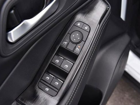 New 2026 Nissan Rogue SV image 9