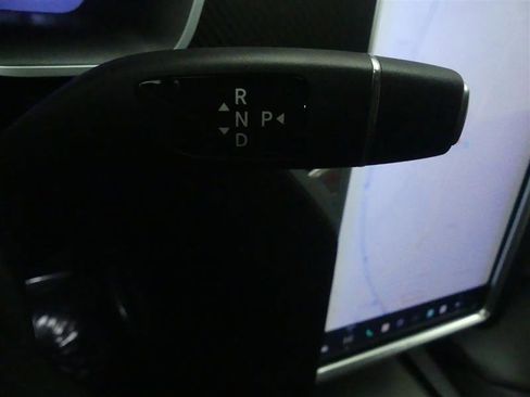 Used 2017 Tesla Model S 75D image 18