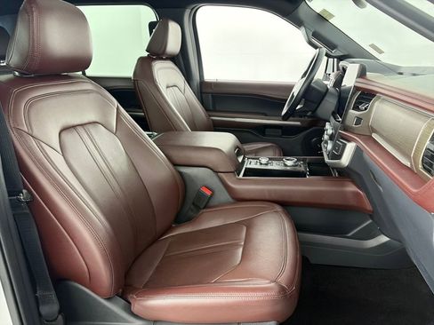 Certified 2022 Ford Expedition Max Limited image 32