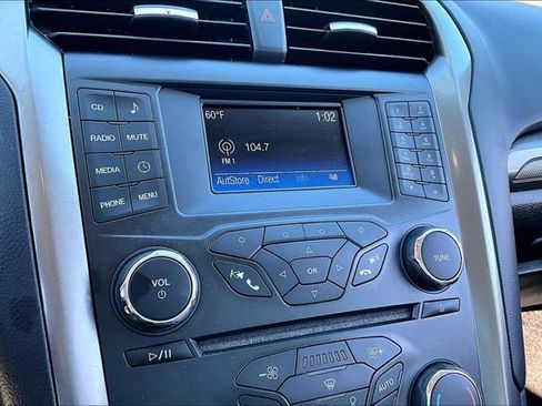 Used 2018 Ford Fusion S image 22