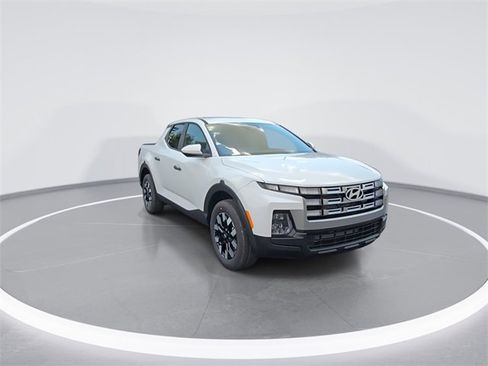New 2026 Hyundai Santa Cruz SE image 2