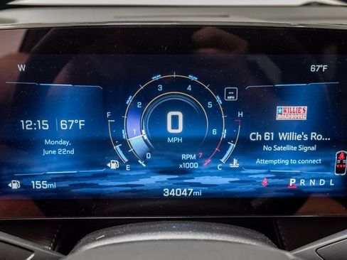 Used 2025 Chevrolet Equinox LT FWD image 13