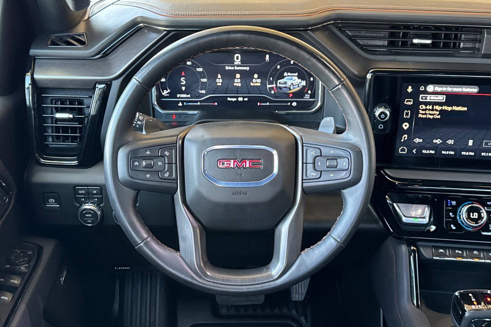 Certified 2025 GMC Sierra 1500 AT4 AWD/4WD image 15