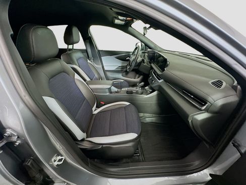 Used 2025 Buick Envista Preferred w/ Convenience I Package FWD image 29