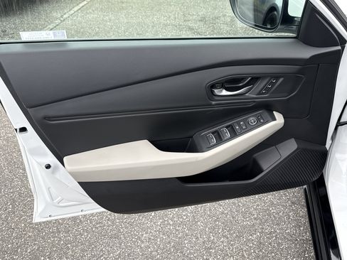 Used 2025 Honda Accord EX-L image 14