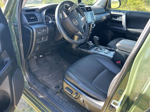 Used 2022 Toyota 4Runner TRD Sport w/ Technology Package image 6