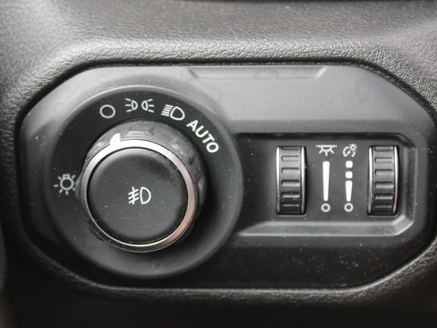 Used 2019 Jeep Wrangler Unlimited Sport S AWD/4WD image 40