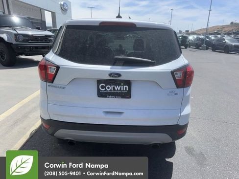 Used 2019 Ford Escape SE AWD/4WD image 8