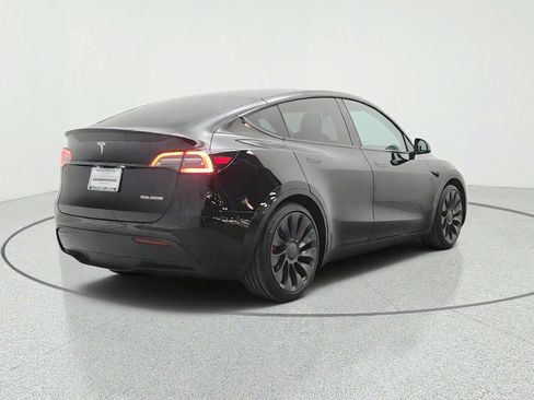 Used 2022 Tesla Model Y Performance AWD/4WD image 5
