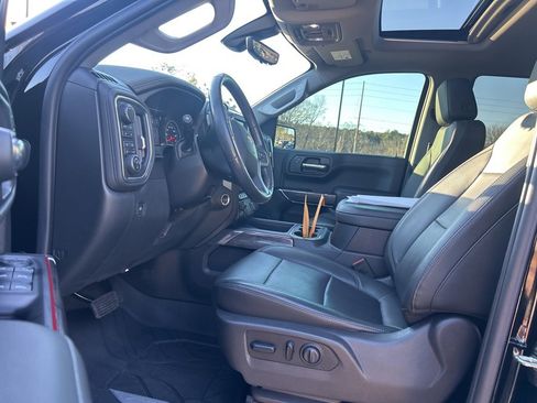 Used 2019 Chevrolet Silverado 1500 LTZ w/ LTZ Premium Package image 10