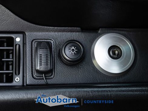 Used 1996 Porsche 911 Carrera 4S AWD/4WD image 28