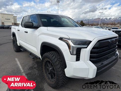 Used 2025 Toyota Tundra SR5 image 17