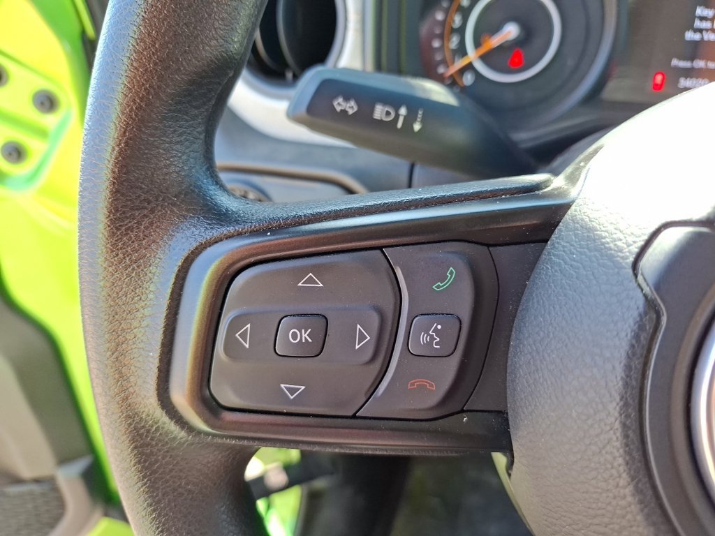 Used 2025 Jeep Gladiator Sport AWD/4WD image 17