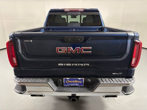 Used 2021 GMC Sierra 1500 SLT w/ SLT Premium Package AWD/4WD image 7