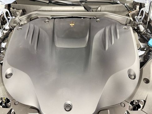 Used 2025 Maserati Grecale Folgore AWD/4WD image 33