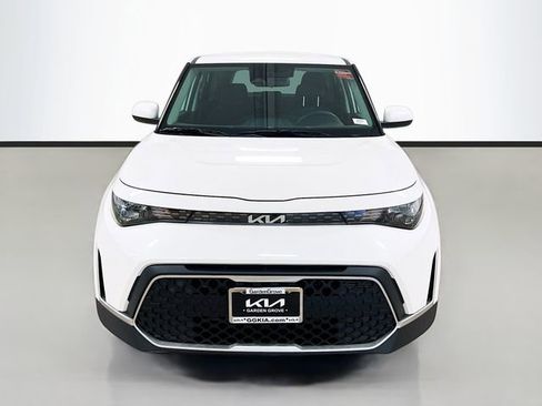 New 2025 Kia Soul LX image 2