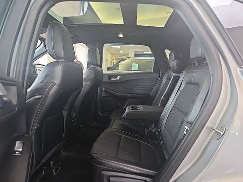 Used 2023 Ford Escape ST-Line w/ Tech Pack #1 AWD/4WD image 27