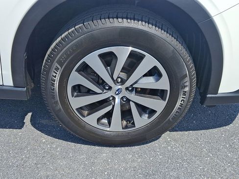 Used 2022 Subaru Outback 2.5i AWD/4WD image 8