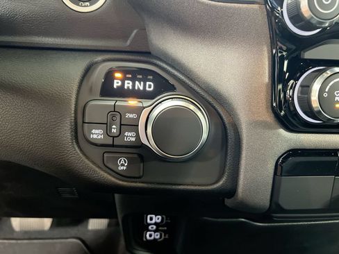 New 2026 RAM 1500 Express AWD/4WD image 17