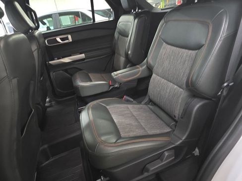Used 2022 Ford Explorer Timberline AWD/4WD image 16