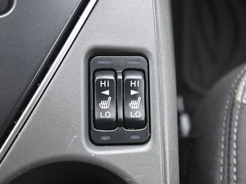 Used 2024 Subaru Crosstrek 2.0i Premium image 21