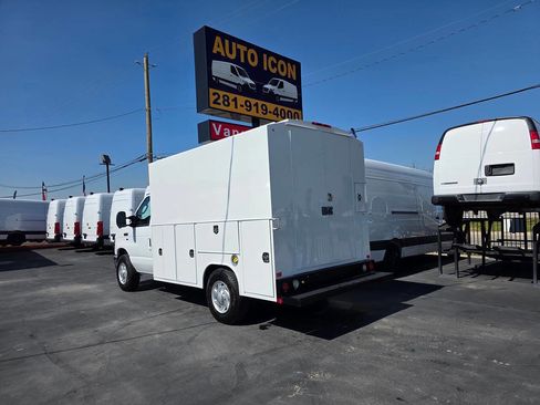 Used 2019 Ford E-350 and Econoline 350 Super Duty w/ Power Windows & Locks Group image 29