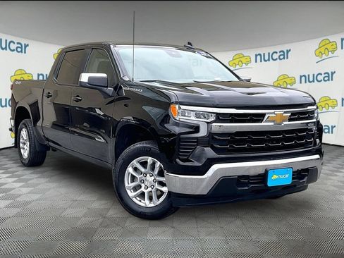 Used 2023 Chevrolet Silverado 1500 LT AWD/4WD image 1