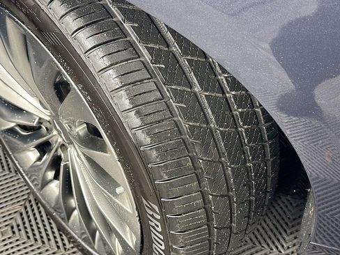 Used 2017 Genesis G90 5.0 Ultimate image 41