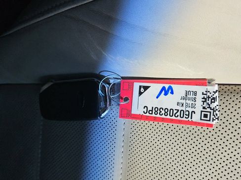 Used 2018 Kia Stinger GT2 image 20