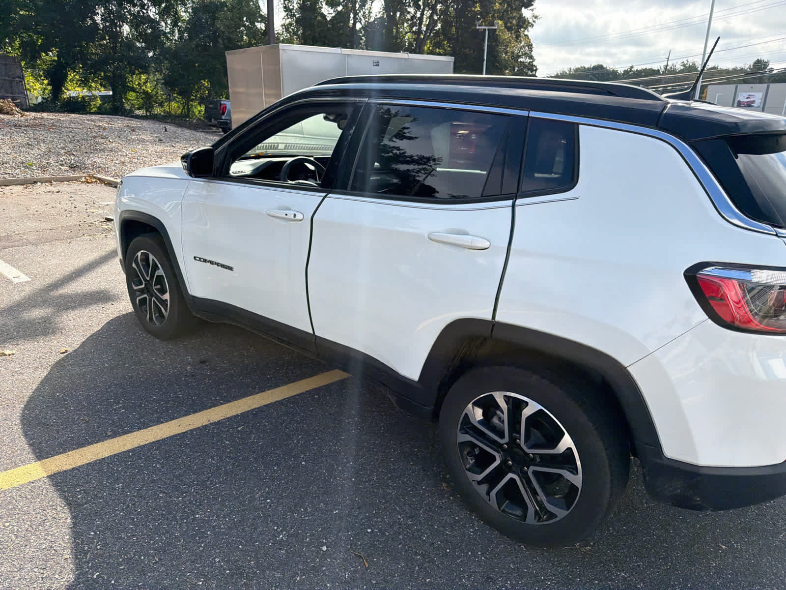 Used 2023 Jeep Compass Limited AWD/4WD image 5