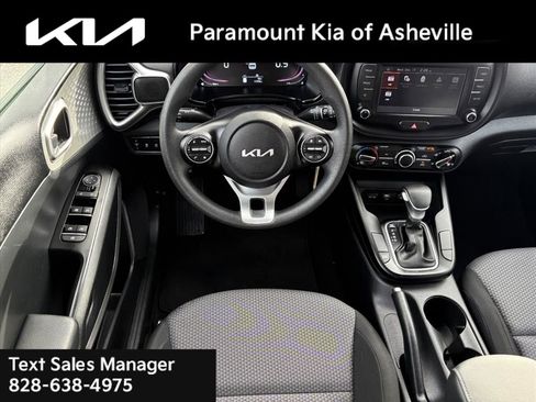 Used 2023 Kia Soul LX w/ LX Technology Package image 21