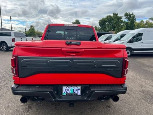 Used 2018 Ford F150 Raptor w/ Equipment Group 802A Luxury AWD/4WD image 4