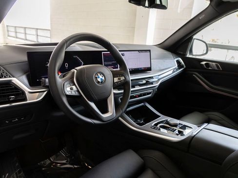 Certified 2024 BMW X5 sDrive40i w/ Premium Package RWD image 15