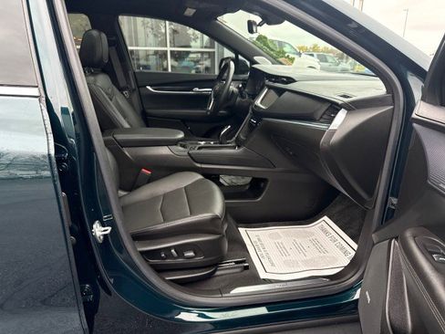 Used 2024 Cadillac XT5 Premium Luxury w/ Technology Package image 30