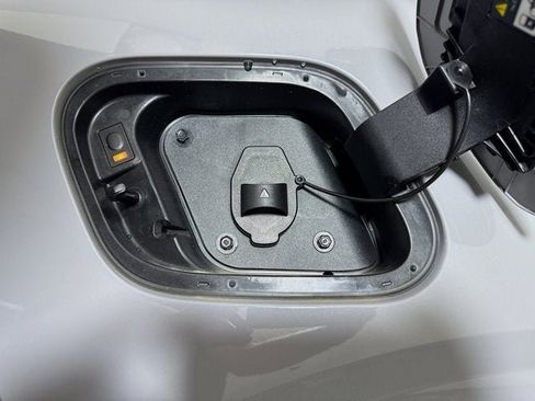 New 2026 Kia Sportage X-Line image 32