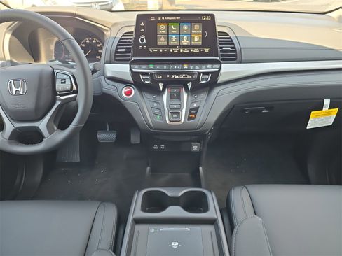 New 2026 Honda Odyssey EX-L image 13