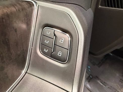 Used 2026 Ford F350 Lariat AWD/4WD image 28