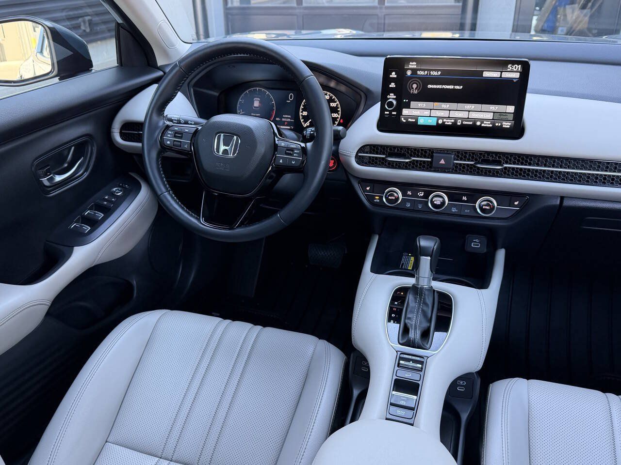 Used 2025 Honda HR-V EX-L image 21