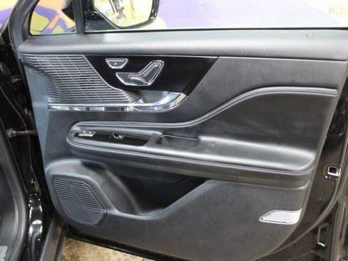 Used 2020 Lincoln Corsair AWD w/ Equipment Group 101A image 9