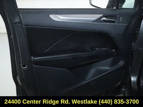 Used 2019 Lincoln MKC Premiere FWD image 15