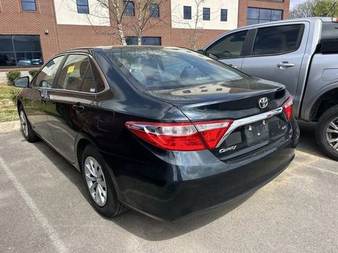 Used 2016 Toyota Camry LE image 6