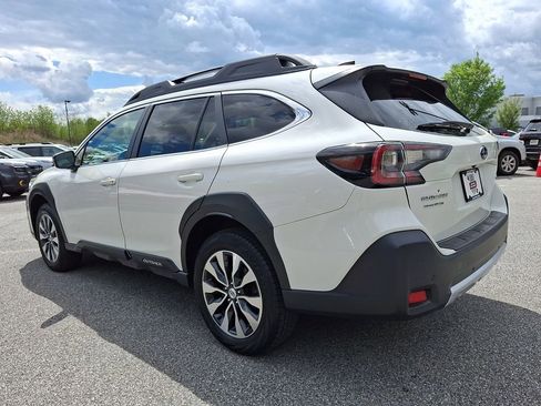 Certified 2023 Subaru Outback Limited image 5